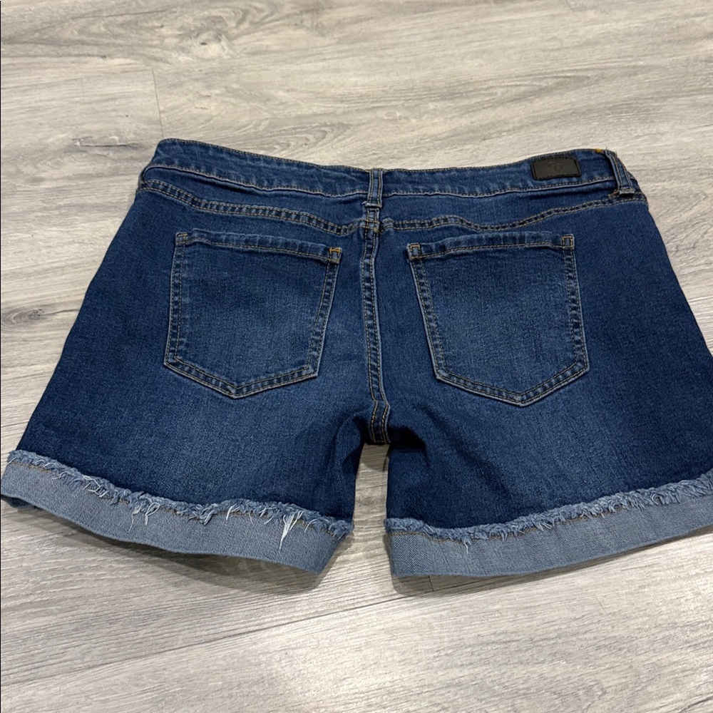 Celebrity Pink Dark Blue Rolled Hem Denim Shorts size 30 - Picture 6 of 6